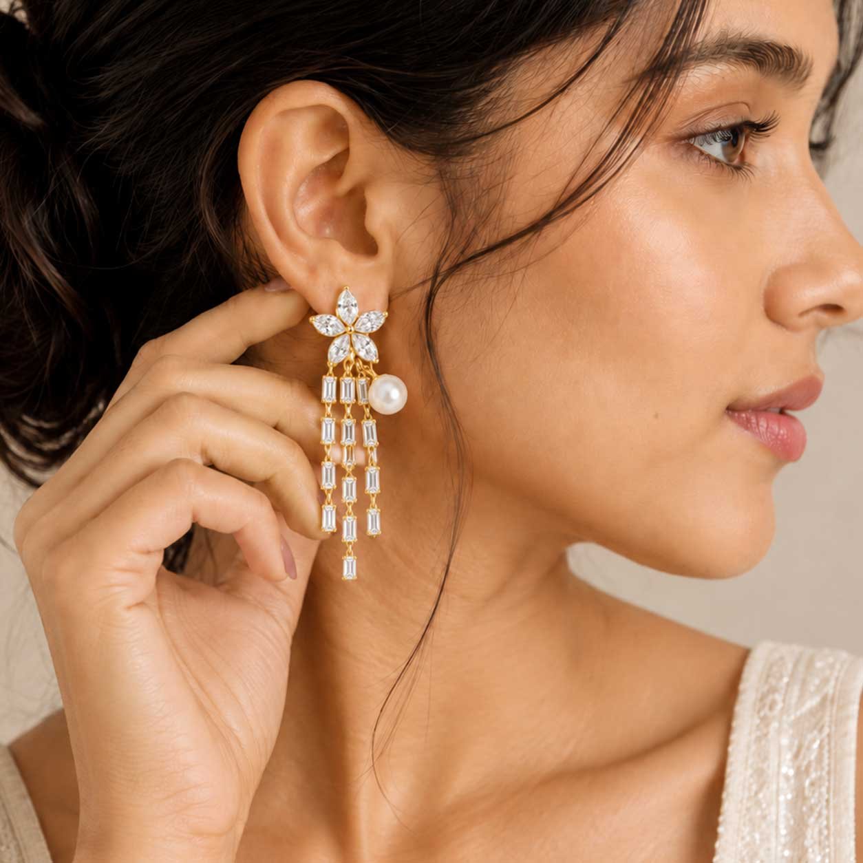 Luxury Gold Pearl Drop Earrings